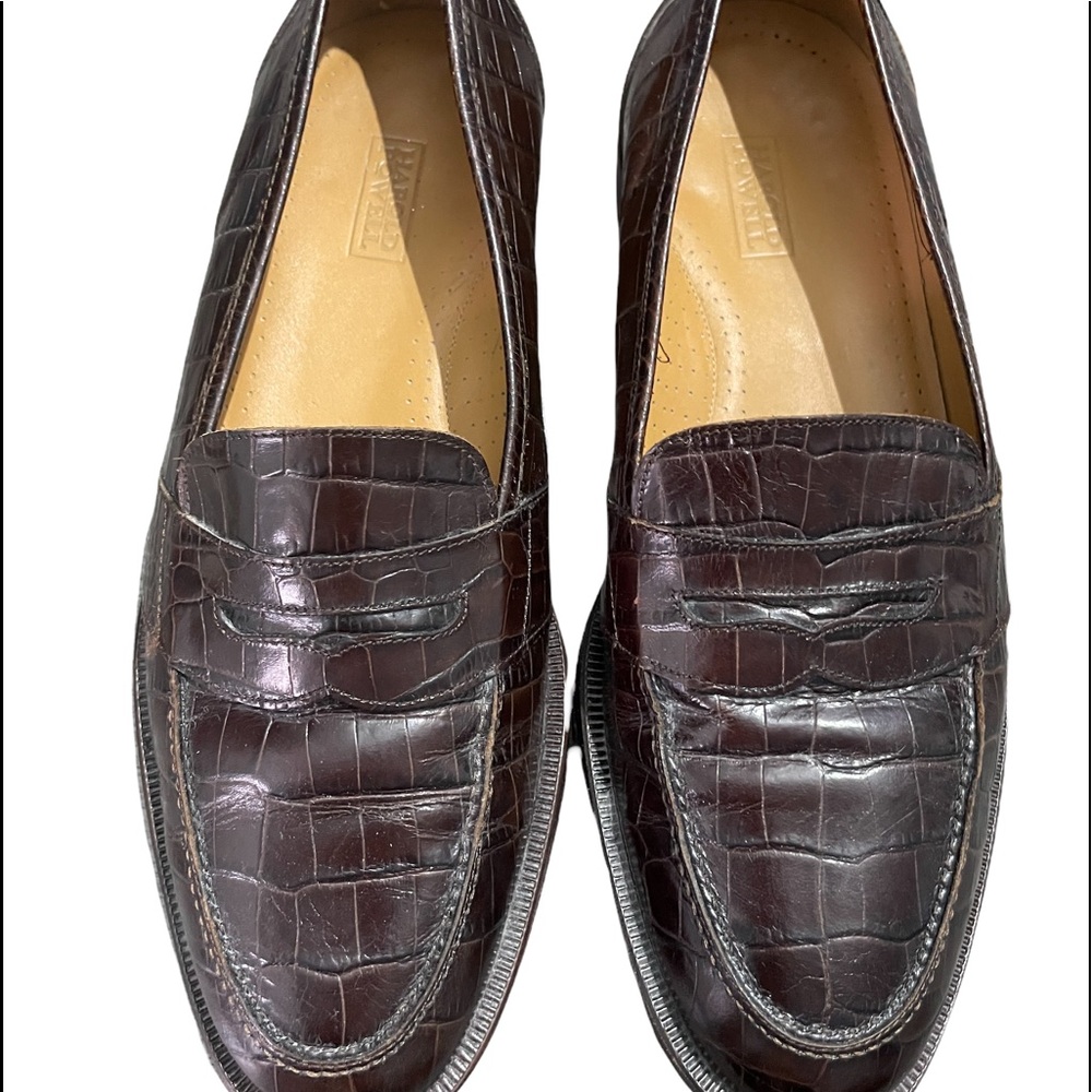 Howard Powell leather embossed mens shoes size 11.M